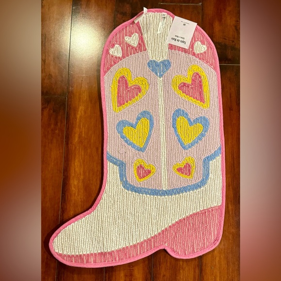 NWT Cowgirl Boot Bath Mat, Accent Rug, or Wall Hanging - Picture 3 of 4